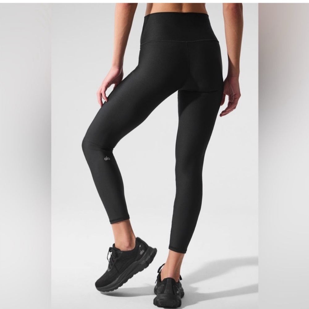 Alo High Waist Airlift Leggings Black Shiny Finish 7/8 Length Size M